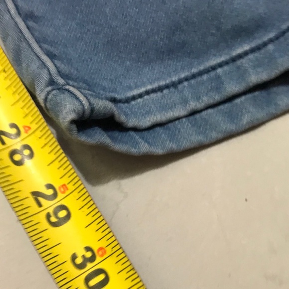 Levi’s Skinny Jeans Mid Rise Light Wash Blue Sz 32 - Picture 6 of 7